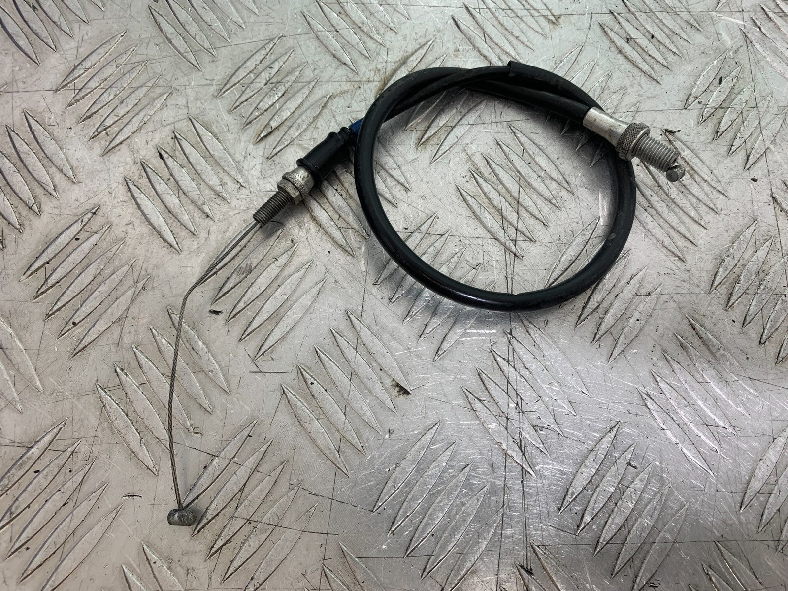 DUCATI 996 SPS 748 916 998 THROTTLE CABLE  1999-2000 (CMB1209)