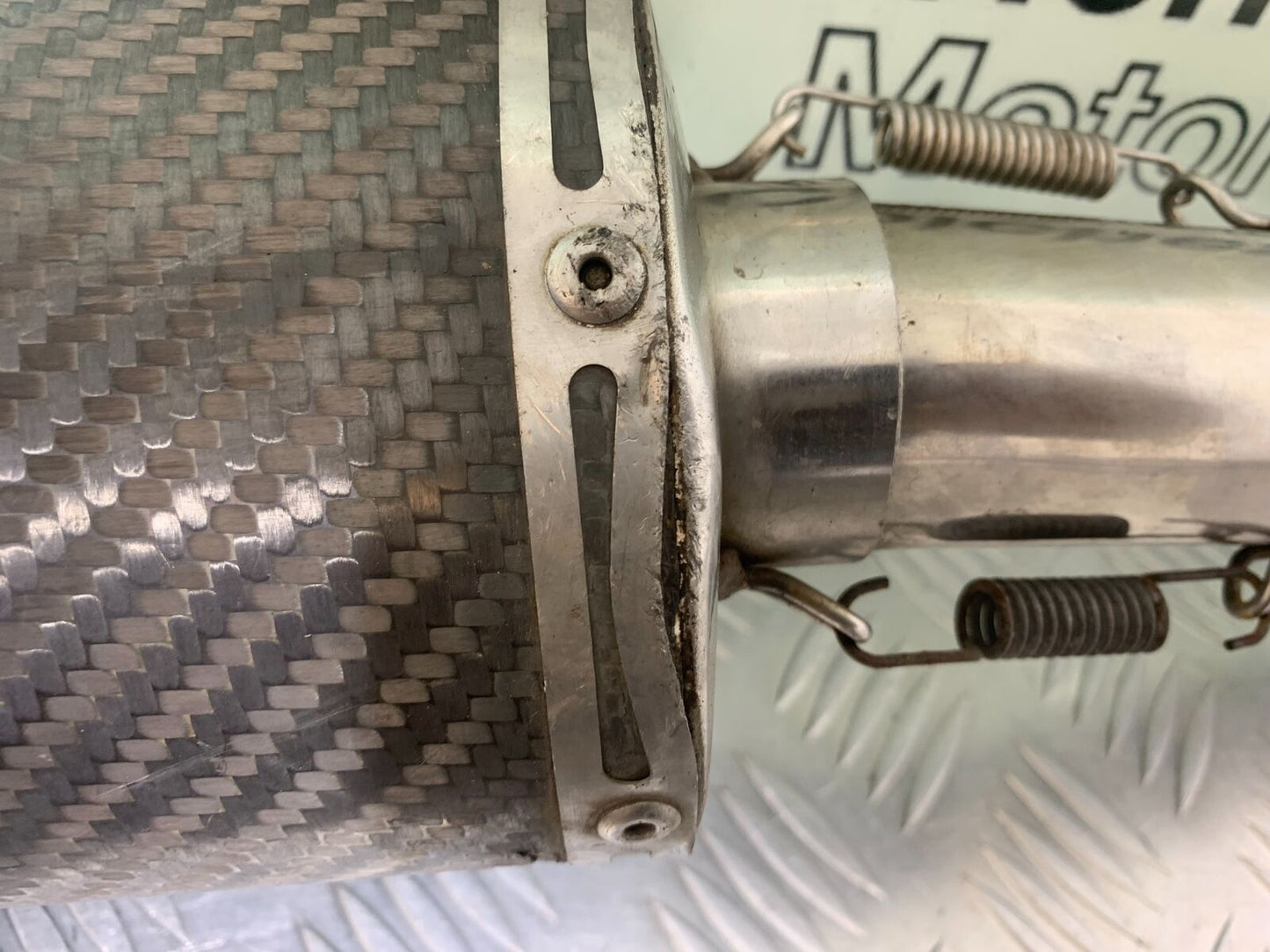 YAMAHA YZF600 YZF 600 THUNDERCAT CARBON RACE SILENCER   1996-2003 (CMB1046)