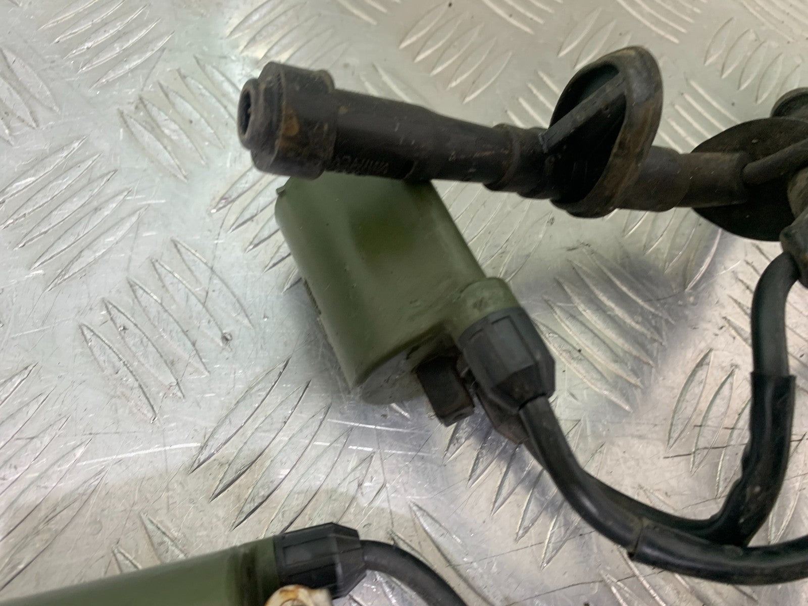 HONDA VT750 SHADOW COILS AND CAPS  YEAR 2003-2004 (CMB1265)