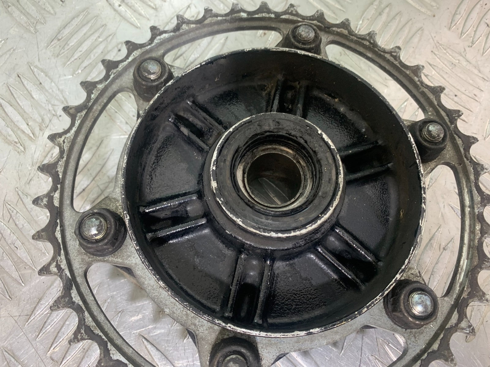 HONDA CBR600 CBR 600 RR SPROCKET CARRIER   YEAR 2003-2004 CMB1173)