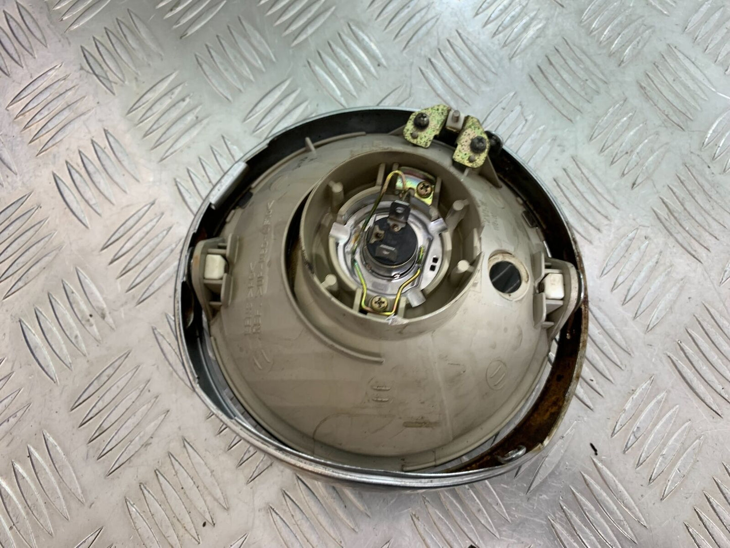 SUZUKI GSF650 GSF 650 HEADLIGHT   YEAR 2005-06  (CMB1028)