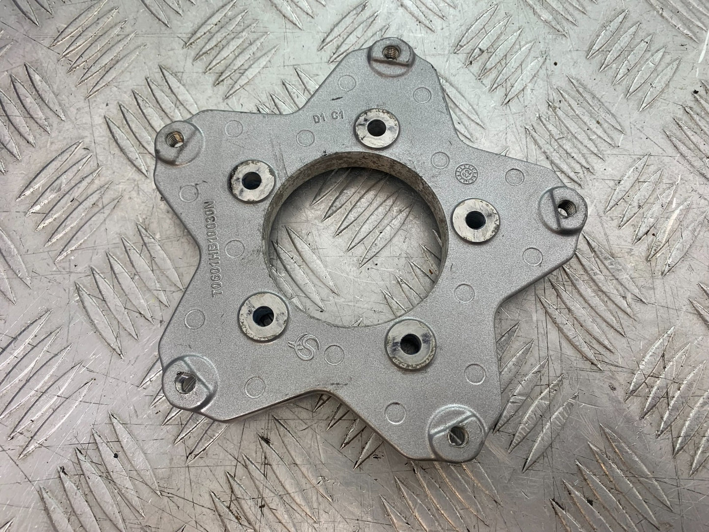 BSA 650 GOLD STAR FRONT DISC CARRIER  YEAR 2022-2025 (CMB1262)