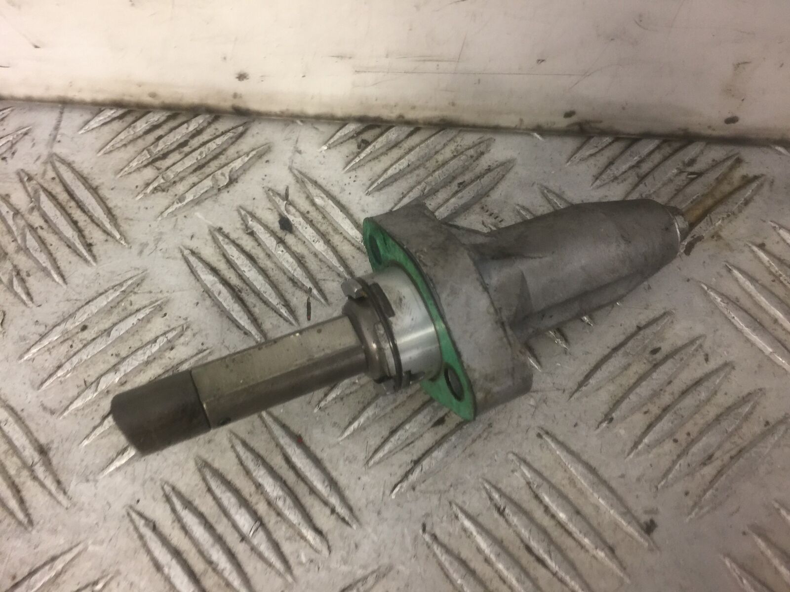 HONDA CBR1100 BLACKBIRD CAM CHAIN ADJUSTER  YEAR 2002 (STOCK 461)