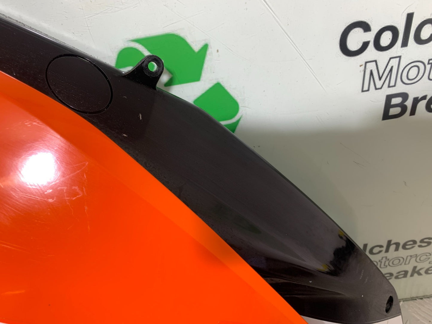 KTM RC125 RC 125 LEFT FAIRING PANEL  YEAR 2017-2022 (CMB 1244)