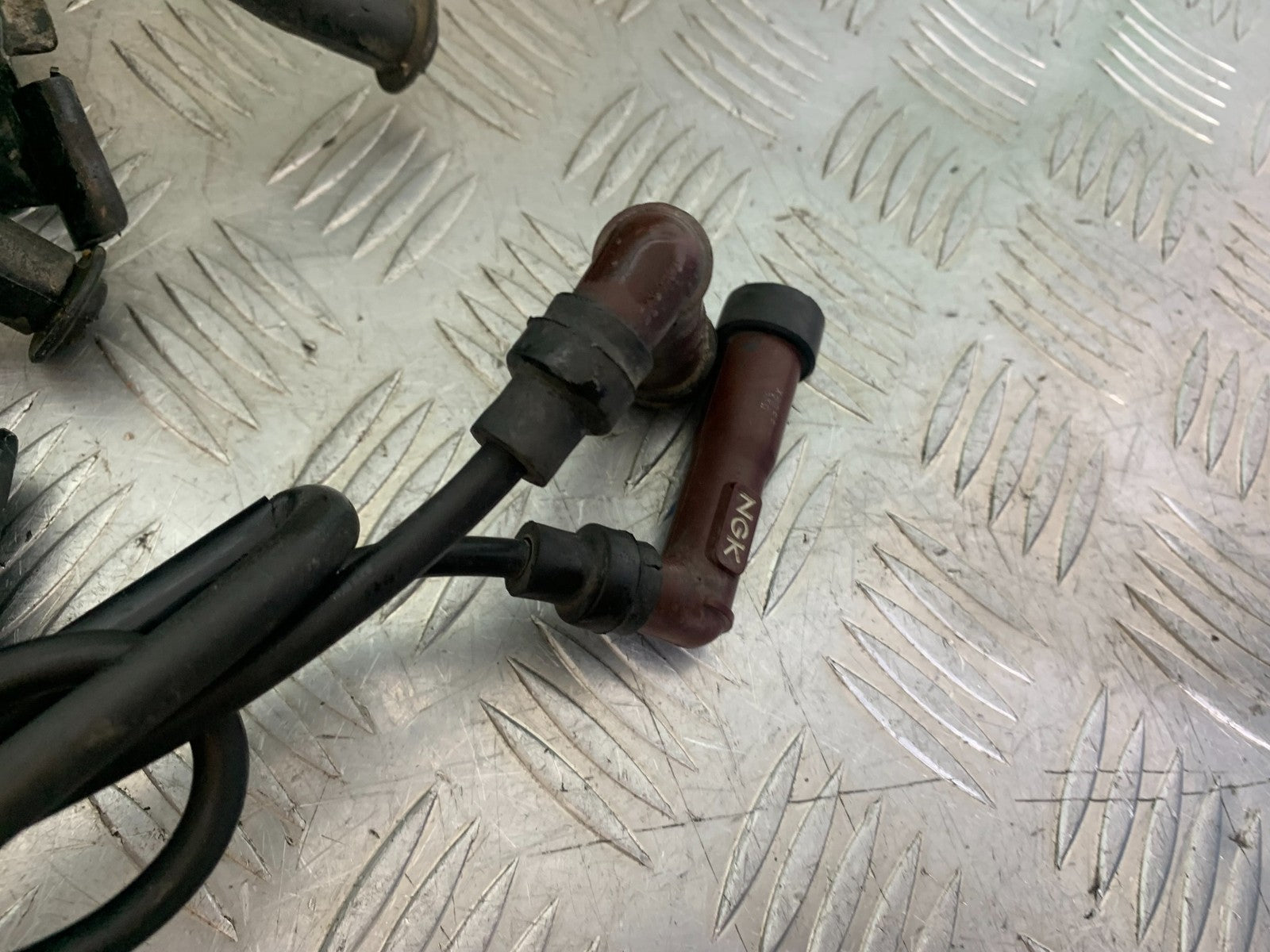 HONDA VF500 VF 500 COILS AND CAPS    YEAR 1985-1987