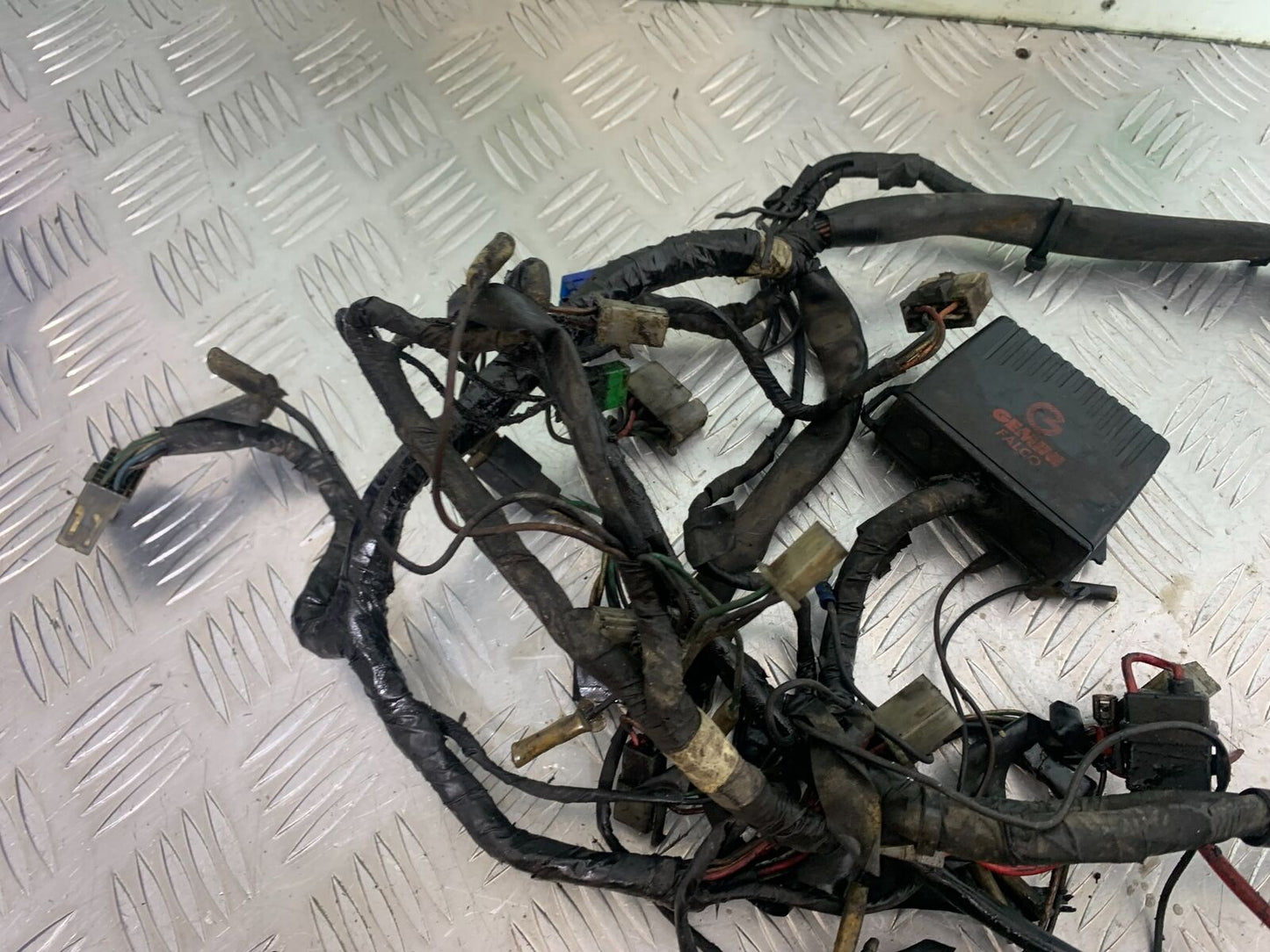 YAMAHA FJ1100 FJ 1100 WIRING LOOM   YEAR 1984-1985 (CMB1101)