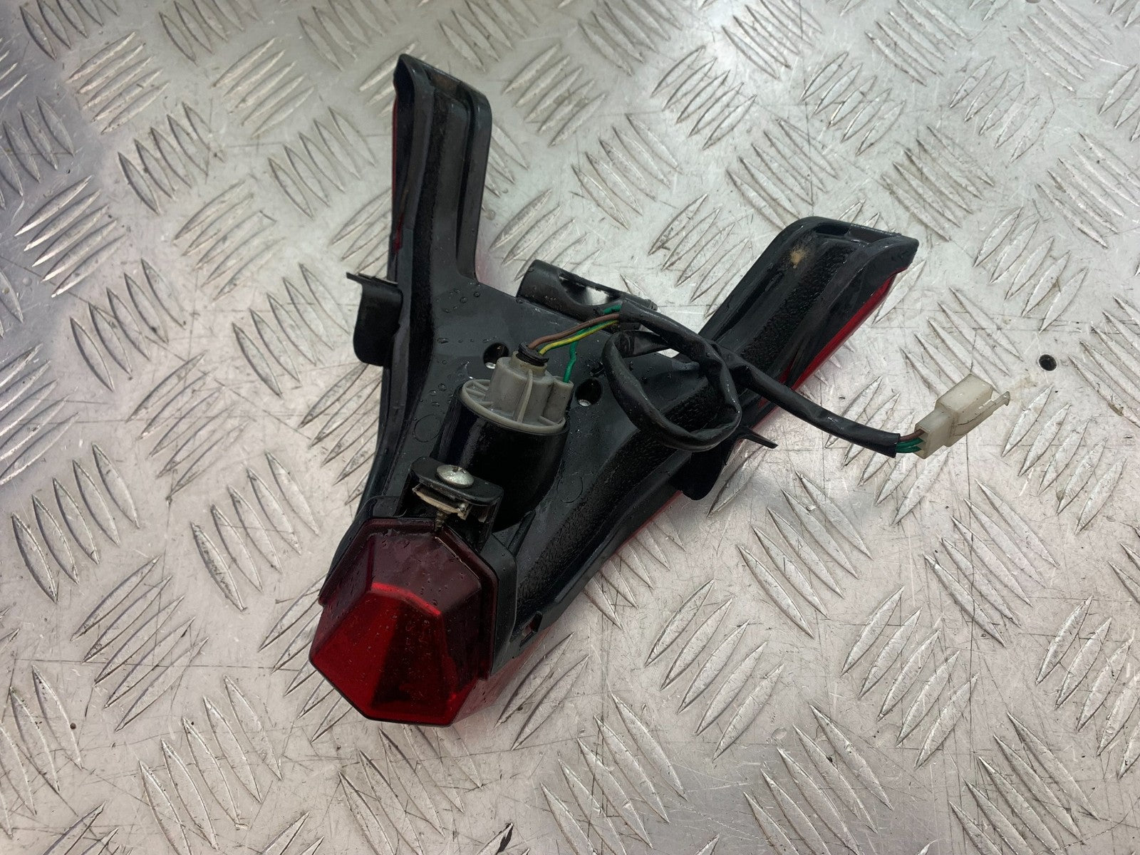NECO ALEXONE 125 REAR LIGHT  YEAR 2016-2022  (CMB1273)