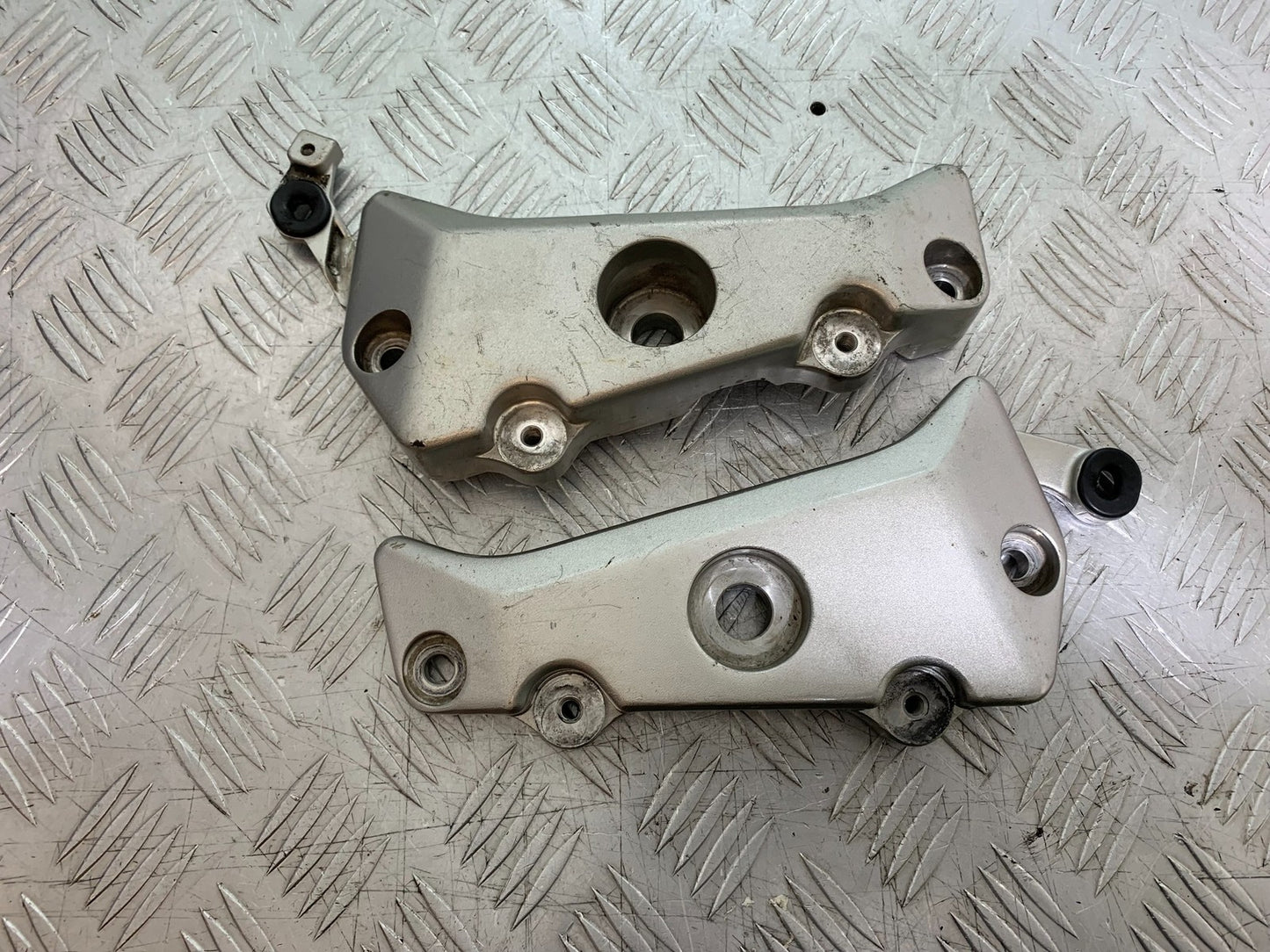 HONDA CBF500 CBF 500 ENGINE BRACKETS YEAR 2004-2008  (CMB1294)