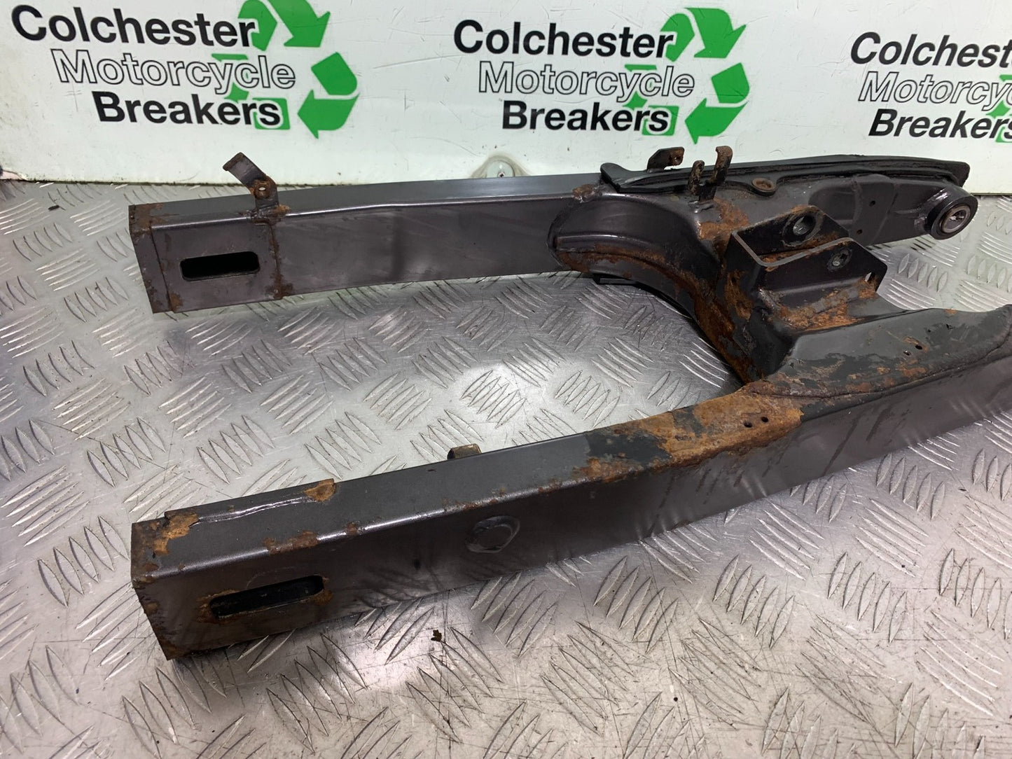 HONDA CBF600 CBF 600 SWINGARM YEAR 2004 -07 (CMB1247)
