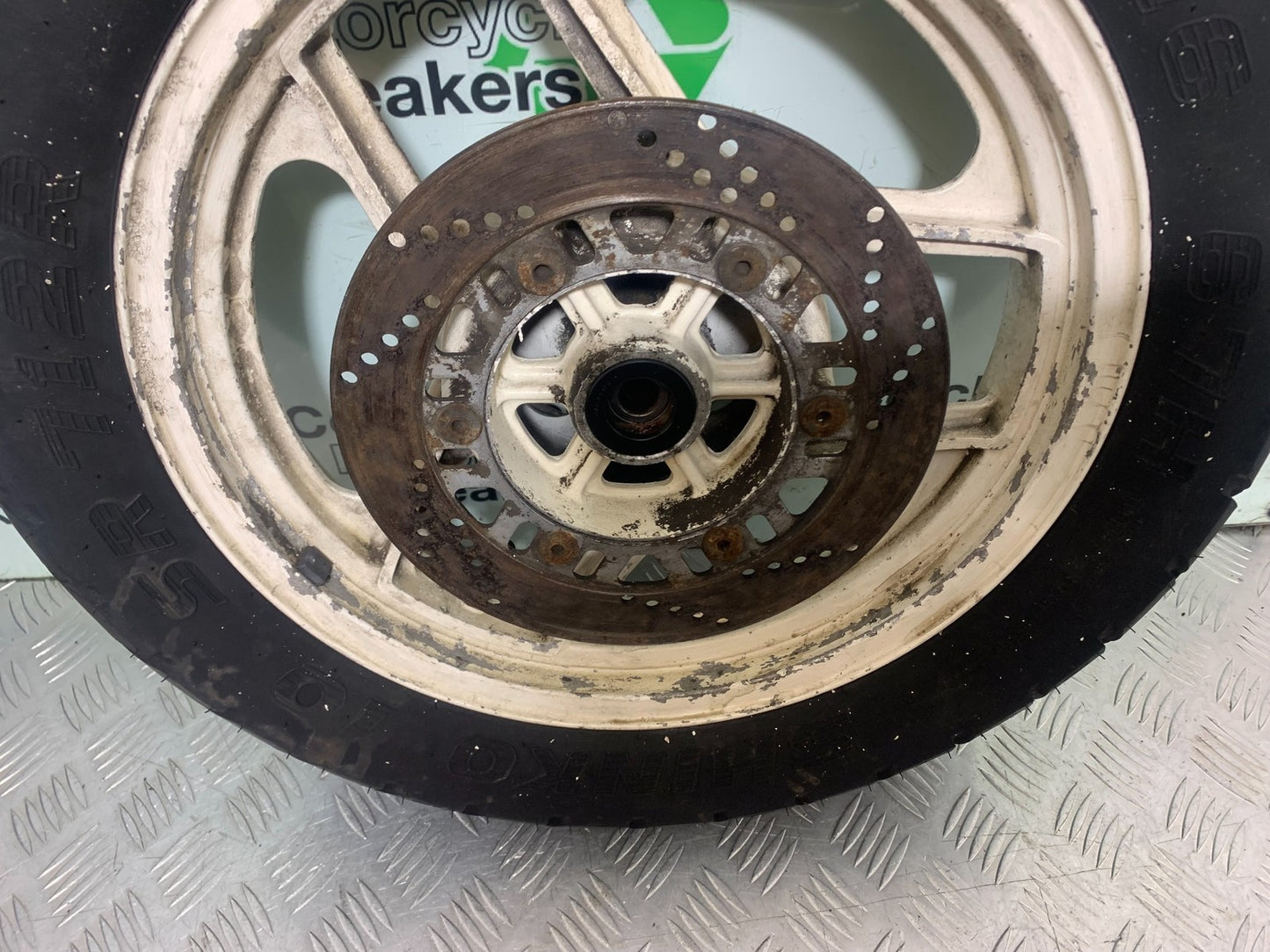 KAWASAKI GPZ600 GPZ 600 REAR WHEEL  YEAR 1988-90 (CMB1258)