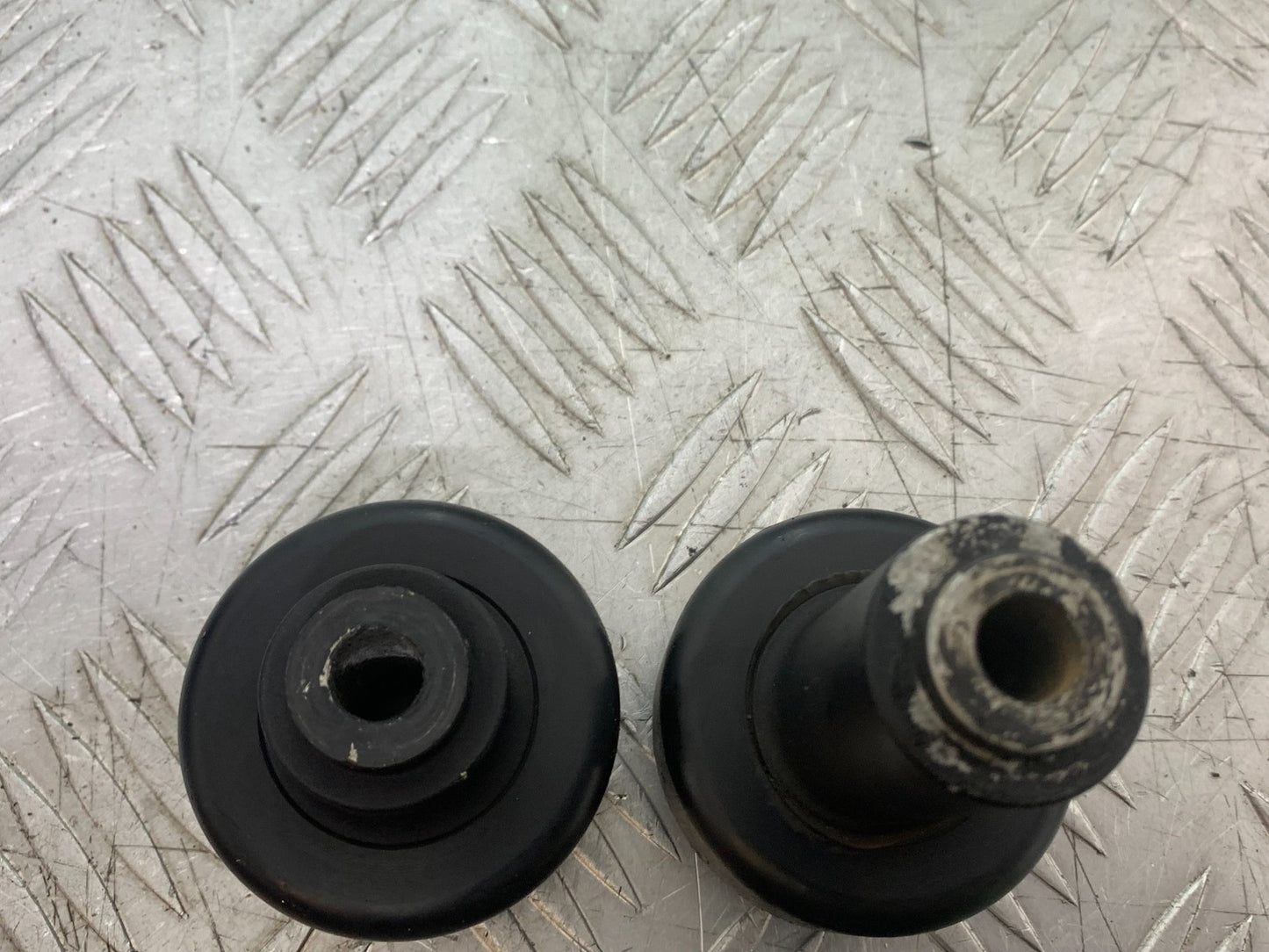 BMW S1000 RR CRASH BOBBINGS  YEAR 2015-2018 (CMB1246)