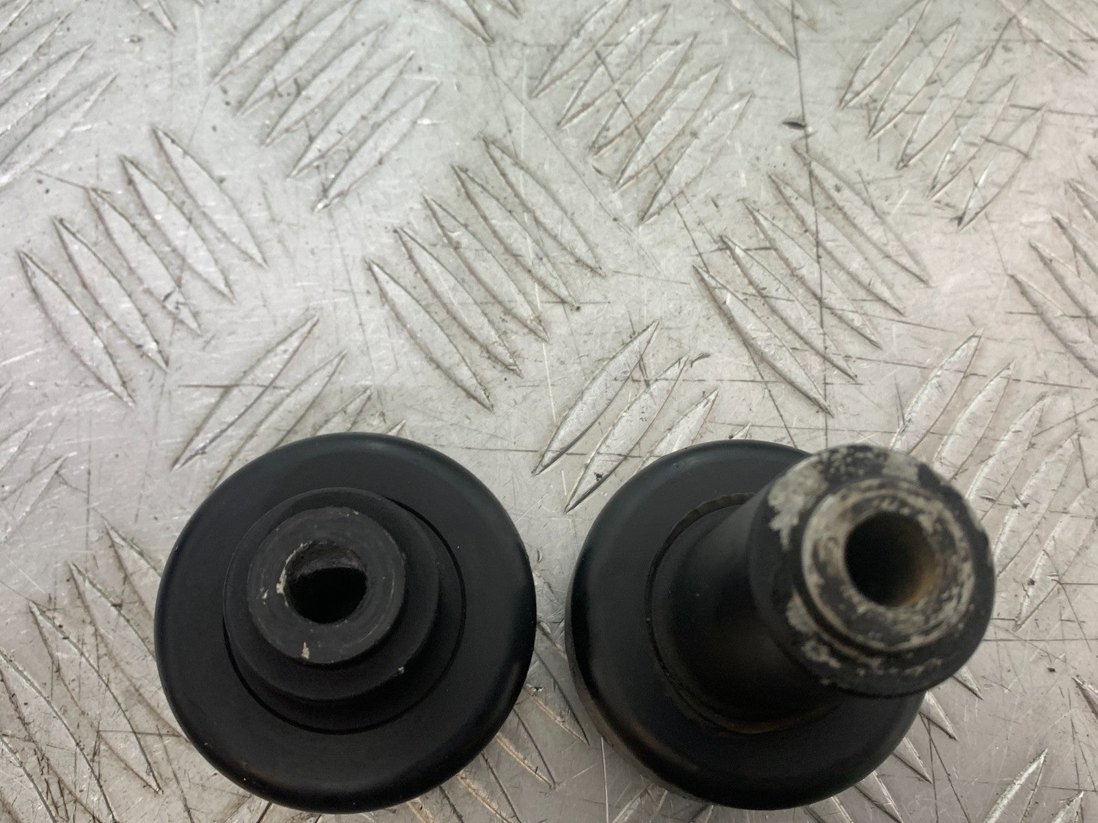 BMW S1000 RR CRASH BOBBINGS  YEAR 2015-2018 (CMB1246)
