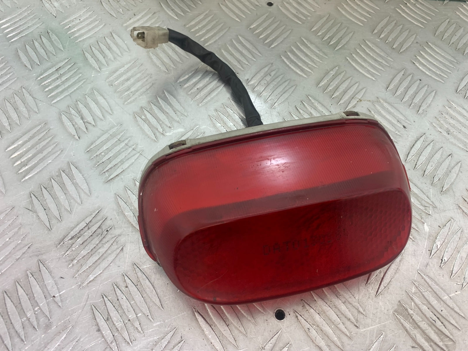 KAWASAKI ZZR1100 D REAR LIGHT  YEAR 1993-2001 (CMB1164)