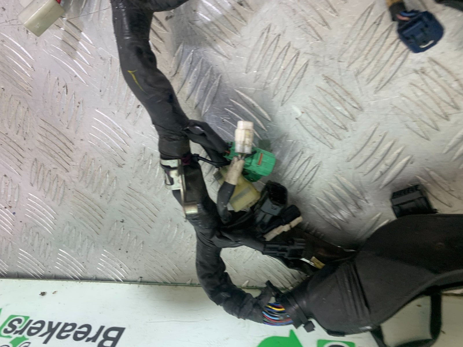 YAMAHA YZF R1 14 B BIG BANG WIRING LOOM  2009-11 (CMB1175)