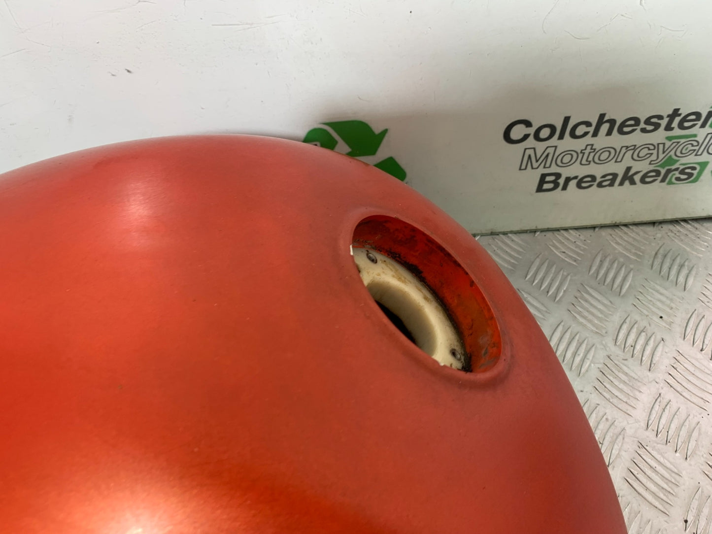 TRIUMPH T509 SPEED TRIPLE PETROL TANK  YEAR 1997-1998 (CMB1144)