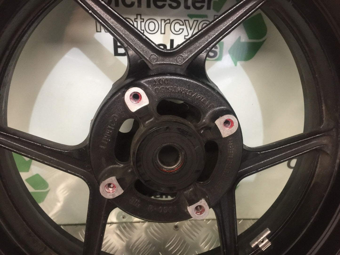 KAWASAKI VERSYS 1000 KLZ 1000 REAR WHEEL YEAR  2015-2018 (STOCK 912)