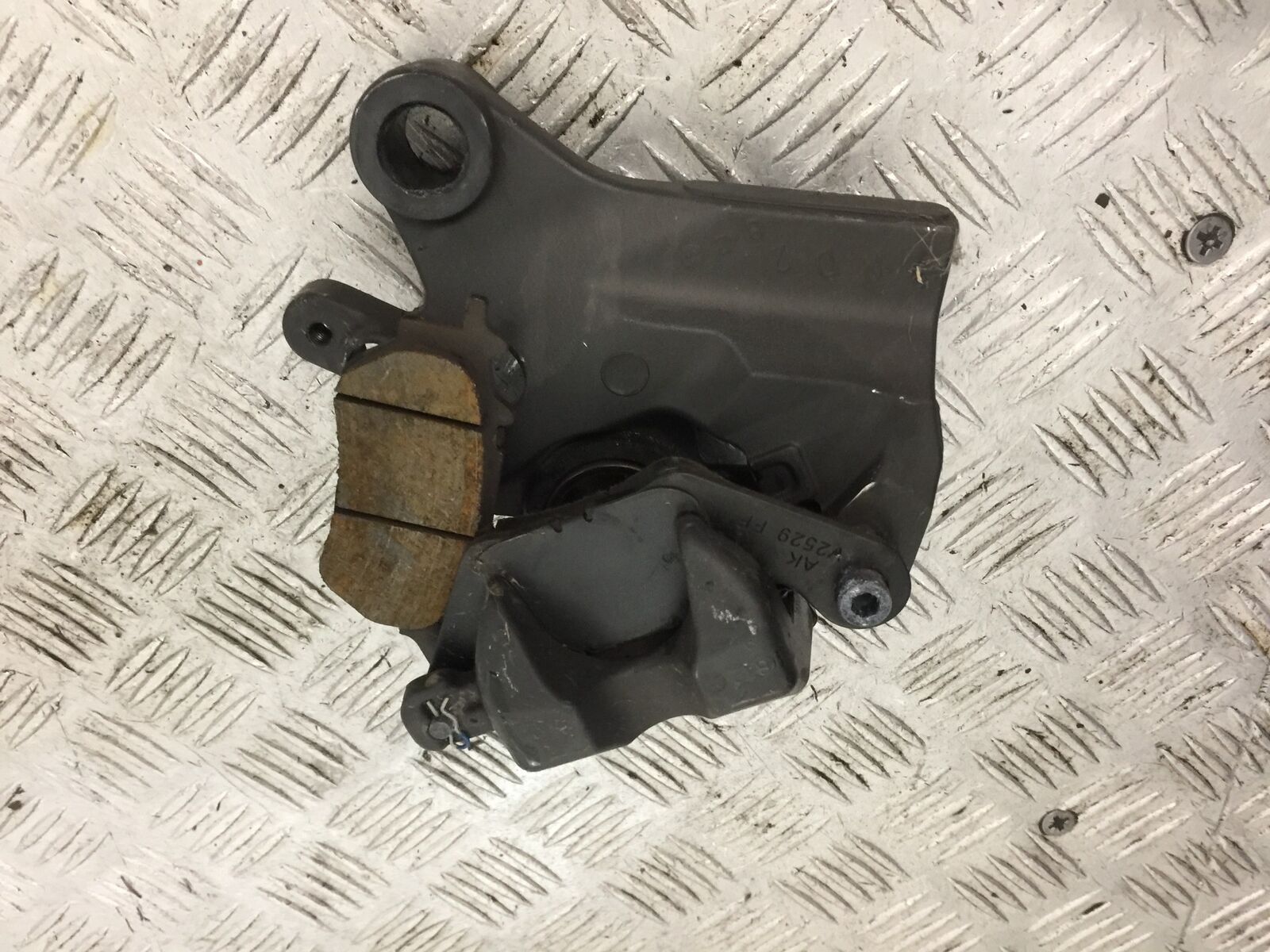 YAMAHA MT03 REAR CALIPER  YEAR 2018  (STOCK 801)