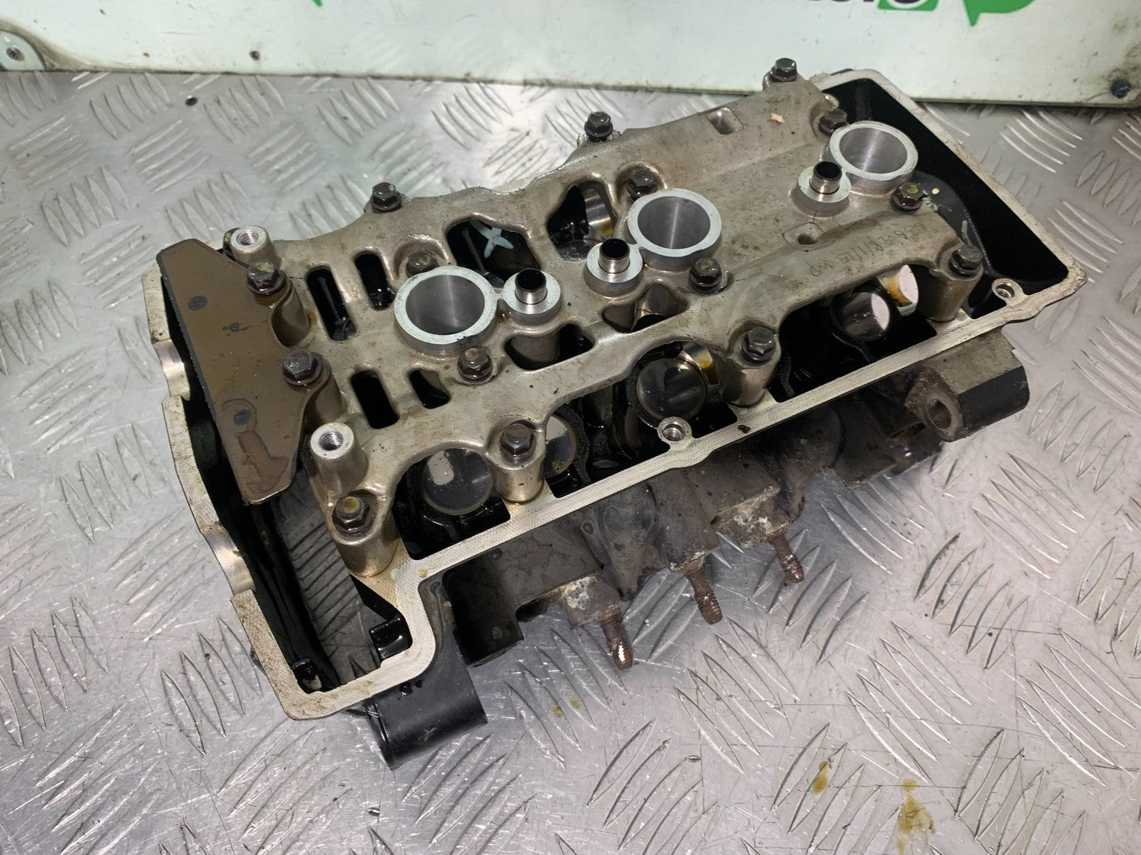 TRIUMPH 675 STREET TRIPLE RX CYLINDER HEAD   2015- 2017 (CMB1299)