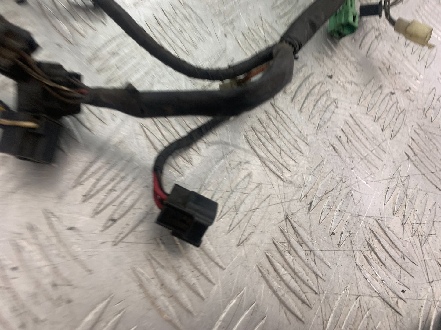 SUZUKI GSX750 INAZUMA WIRING LOOM YEAR 1998-2003 (CMB1308)
