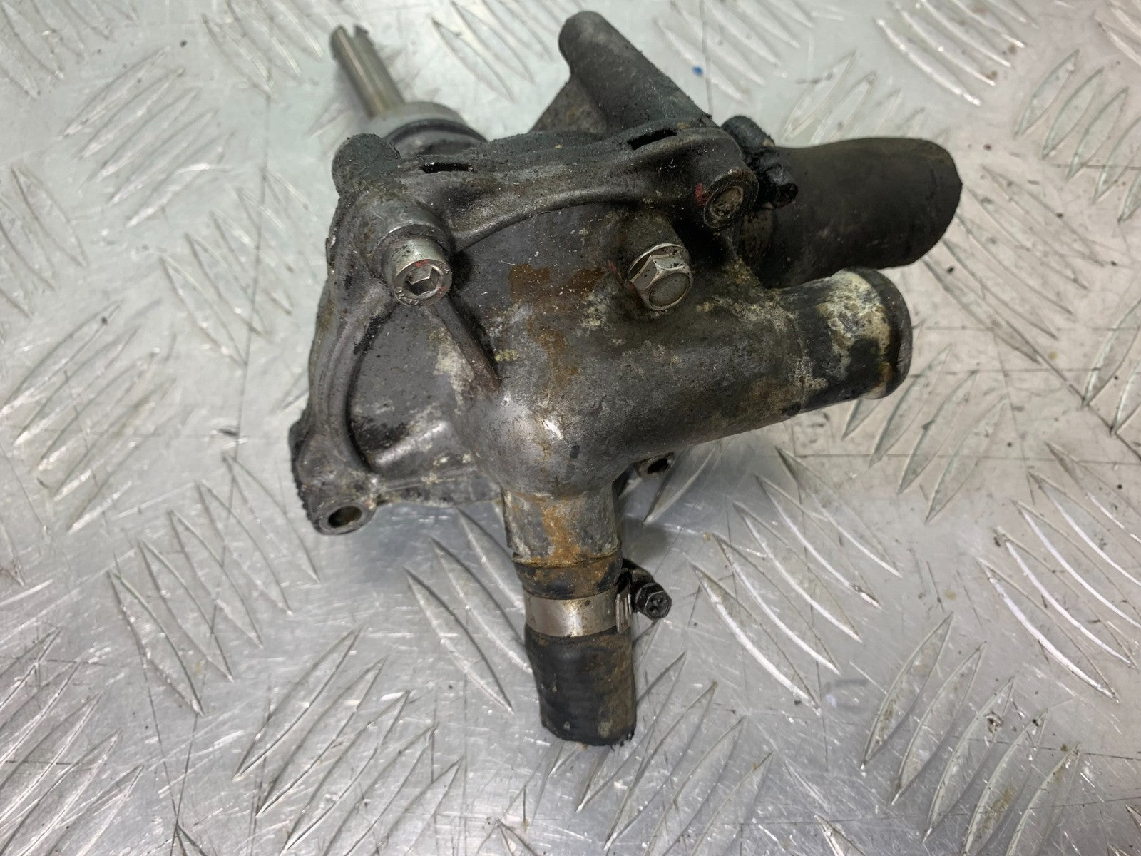 HONDA VFR800 PRE V-TEC WATER PUMP  YEAR 1998-2001