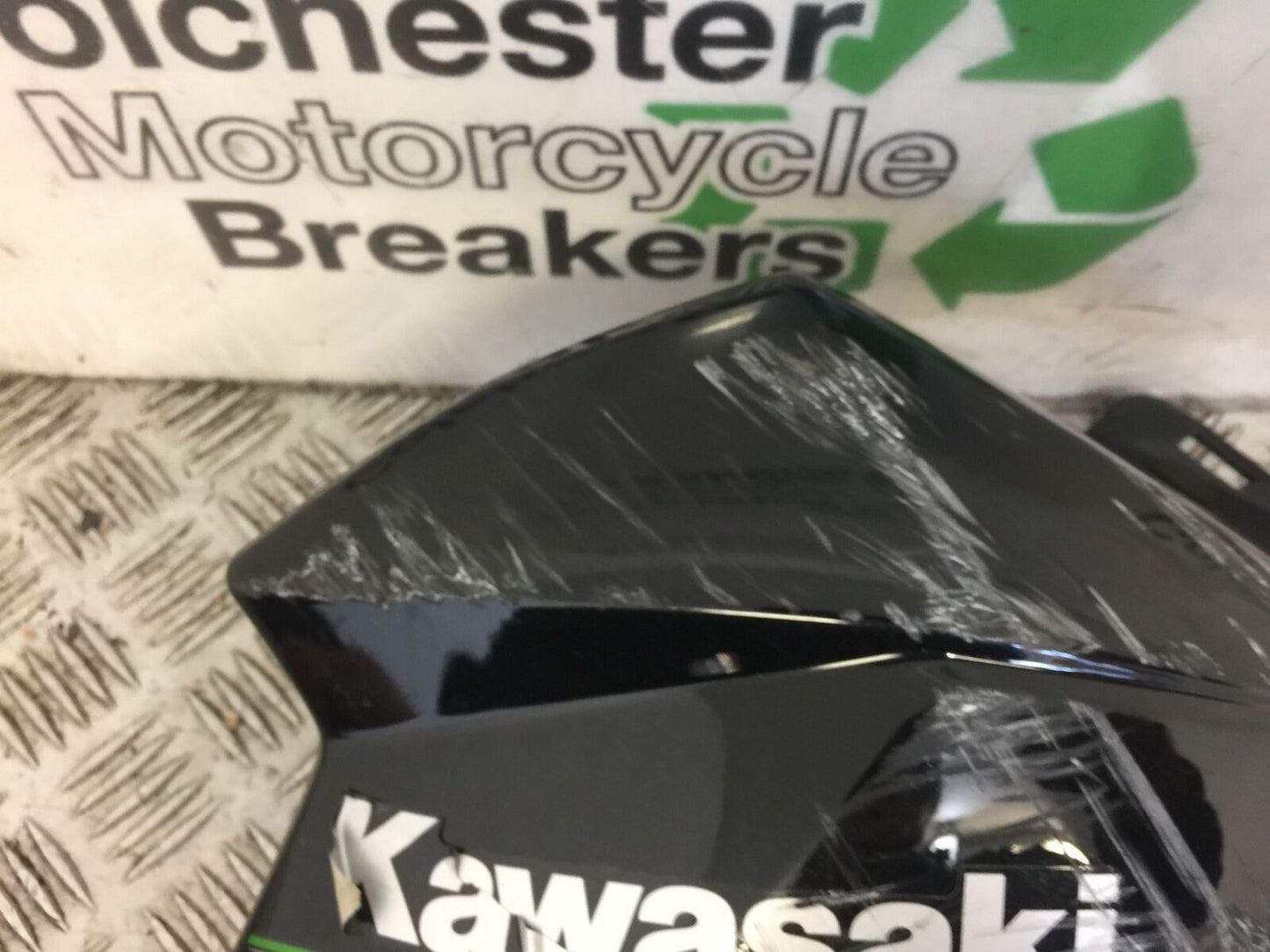 KAWASAKI Z800 Z800 LEFT TANK PANEL  YEAR 2015