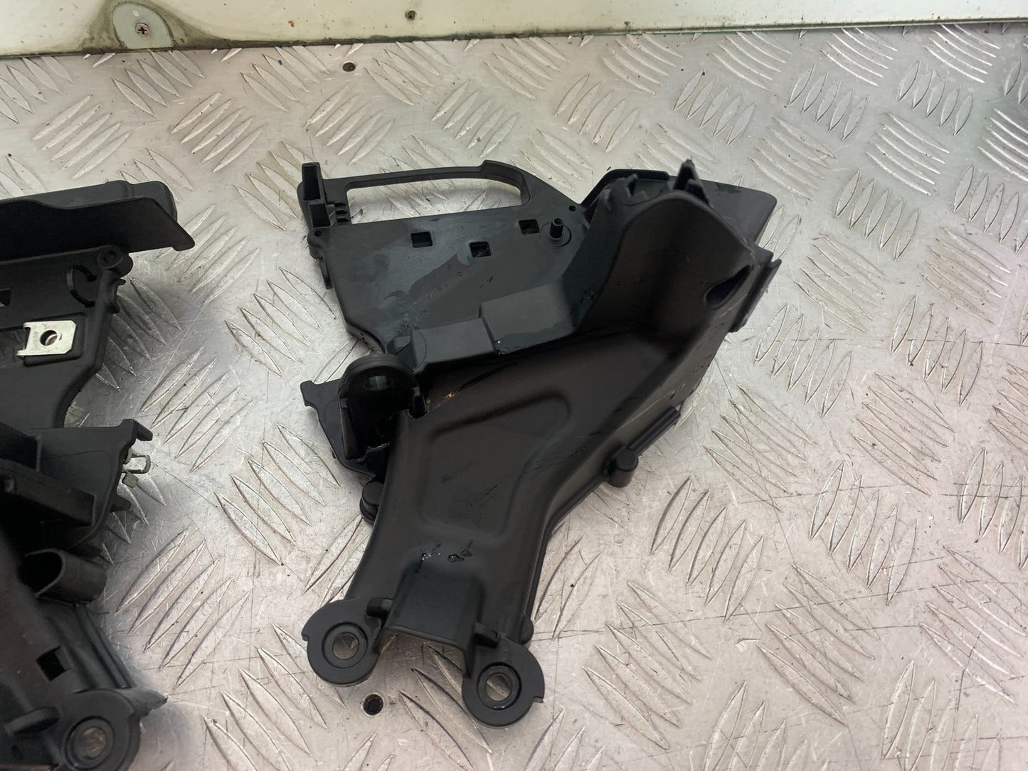 APRILIA TUONO 1000 V4 FAIRING BRACKET  YEAR 2013-2014  (CMB1239)
