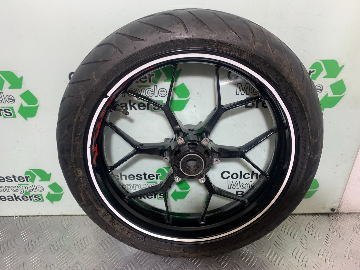 HONDA CBR1000 rr FIREBLADE FRONT WHEEL YEAR 2012-2016 (CMB1198)