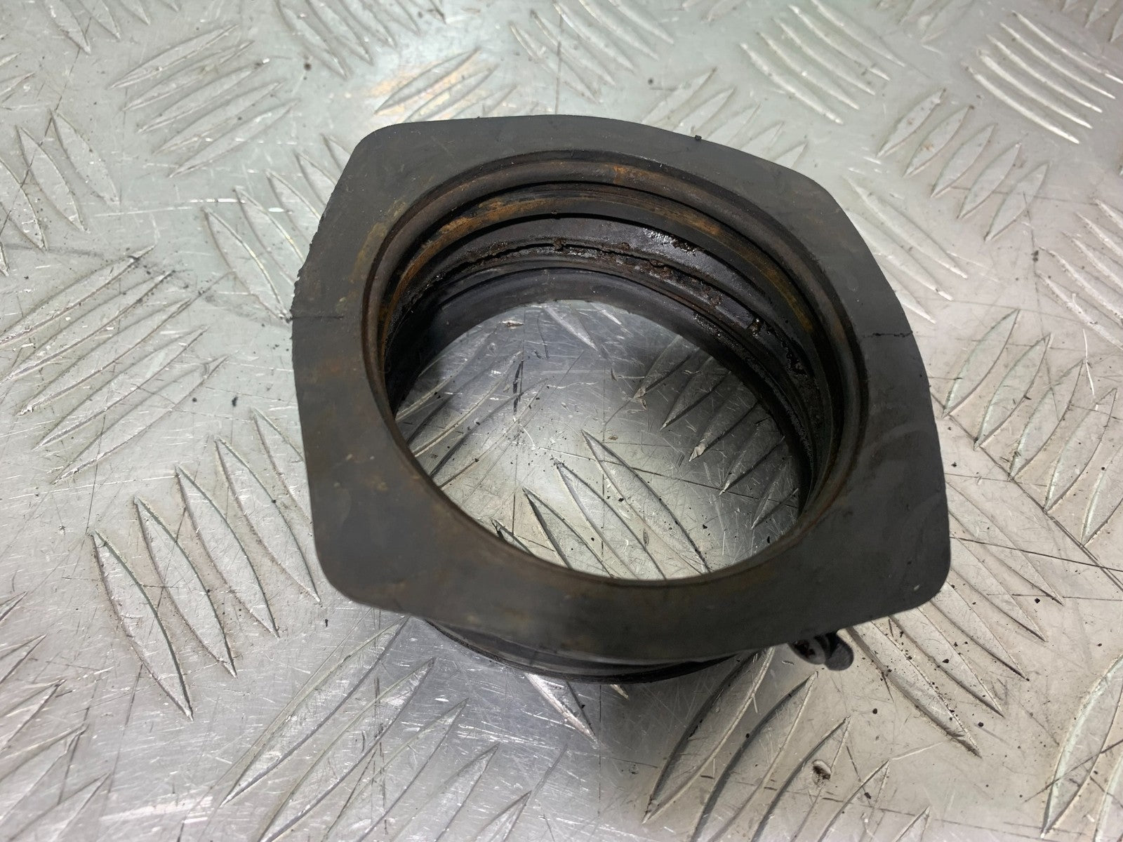 SUZUKI GSX1100 G GSX 1100 G SWINGARM RUBBER BOOT 1991-1996 (CMB1283)