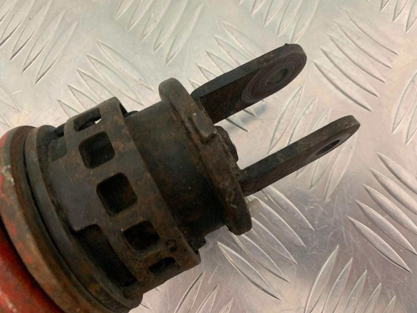 HONDA CBR 400 NC23 TRI-ARM REAR SHOCK   YEAR 1987-89 (STOCK 969)
