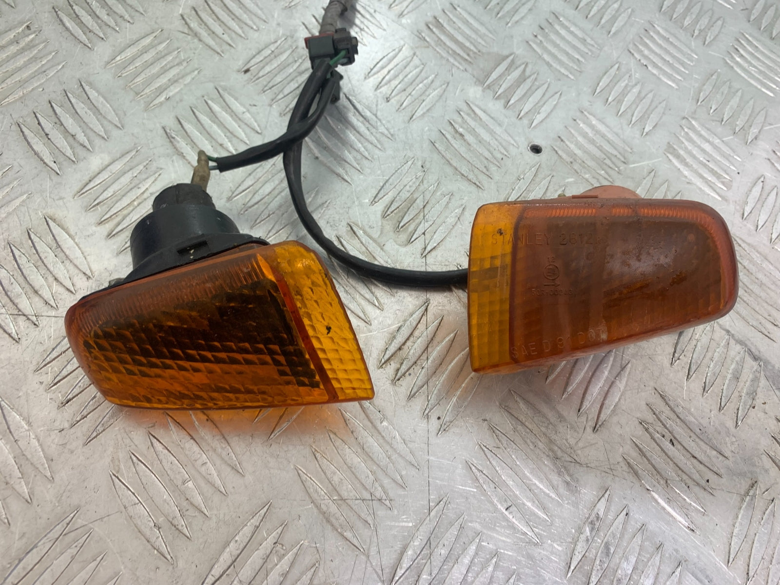 HONDA VFR750 VFR 750 F REAR INDICATORS YEAR 1994-1997 (CMB1156)
