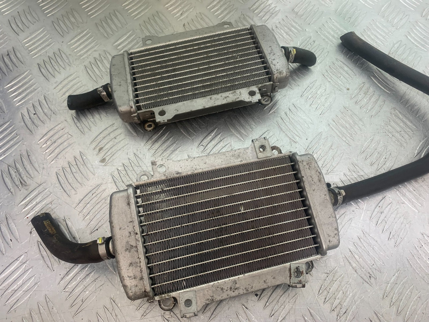 PIAGGIO VESPA GT125 L RADIATORS YEAR 2003 (CMB1300)