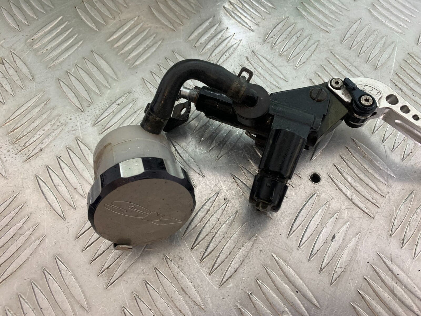 SUZUKI SV1000 SV 1000 K4 FRONT BRAKE MASTER CYLINDER  YEAR 2003-2007 (CMB1042)