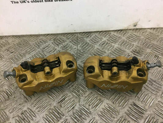 TRIUMPH 675 R STREET TRIPLE FRONT BRAKE CALIPERS   YEAR 2011