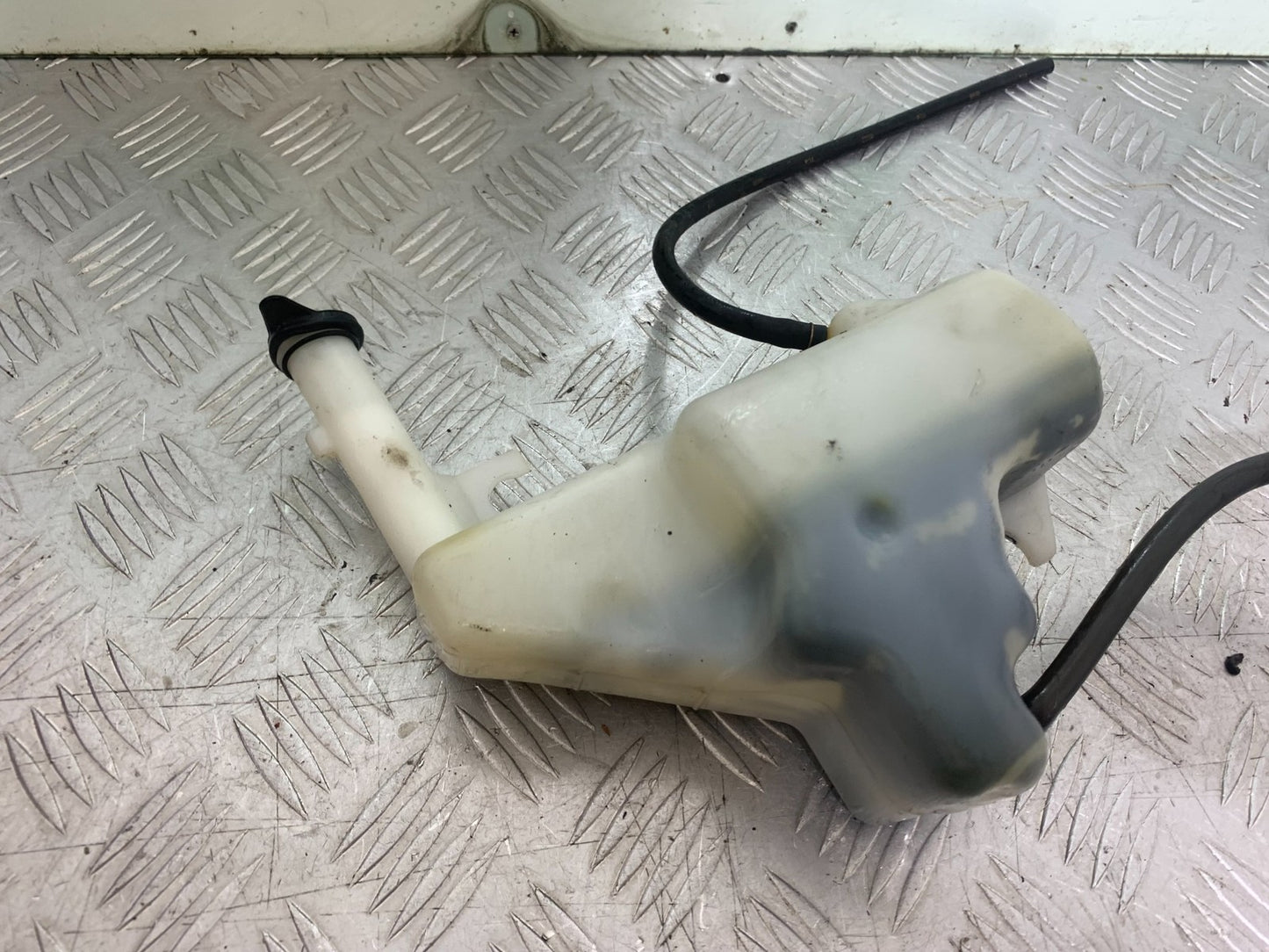 HONDA CBR1100 BLACKBIRD COOLANT BOTTLE   YEAR 1999-2005 (CMB1232)