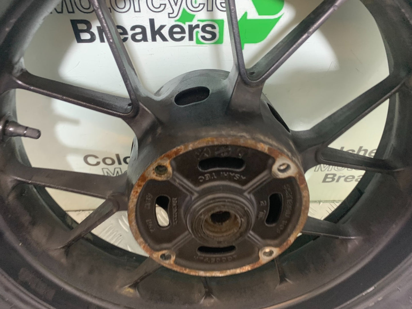 HONDA CB500 F CB500F REAR WHEEL YEAR 2013-2015  (CMB1235)