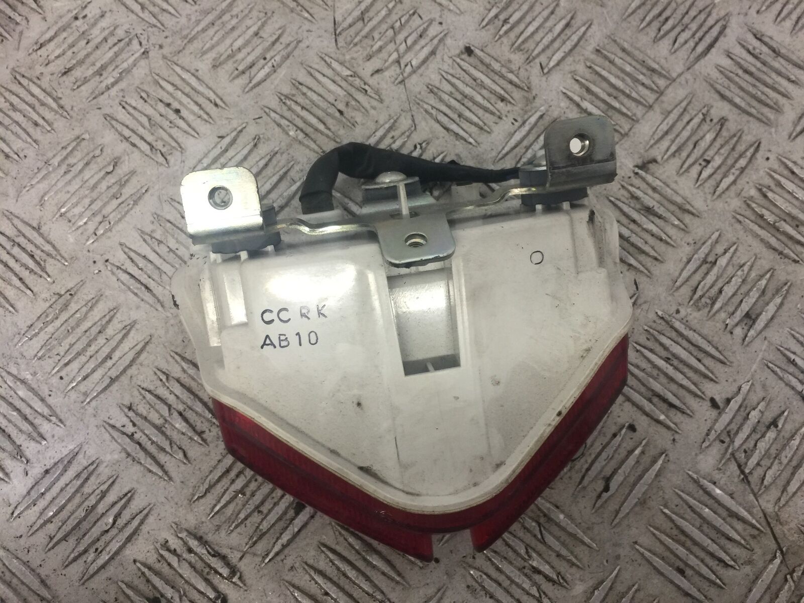 SUZUKI GSXR 750 L1 REAR LIGHT  YEAR 2012-2015 (STOCK 632)