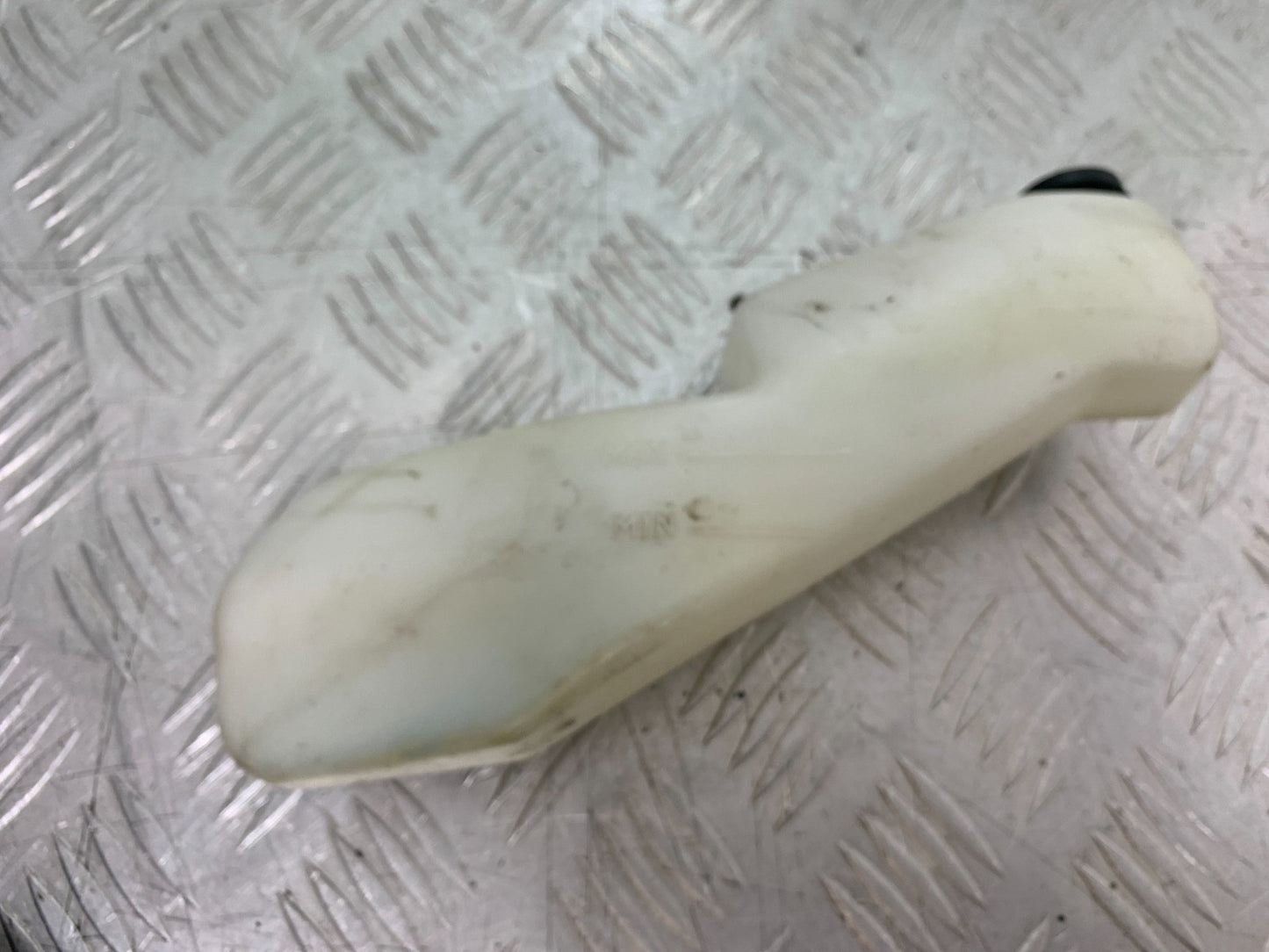 TRIUMPH 955i SPRINT ST COOLANT BOTTLE  YEAR 1999-04 (CMB1230)