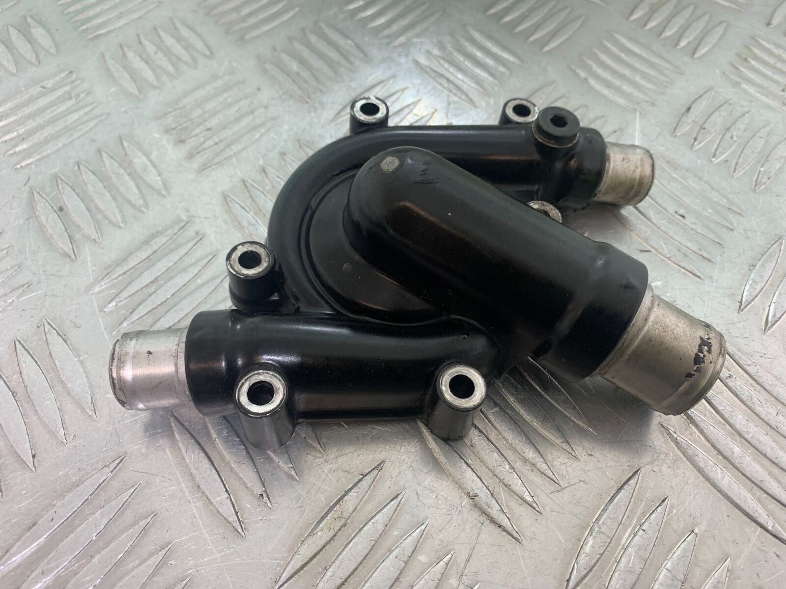 DUCATI DIAVEL 1200 WATER PUMP COVER YEAR 2014-17 (CMB1054)