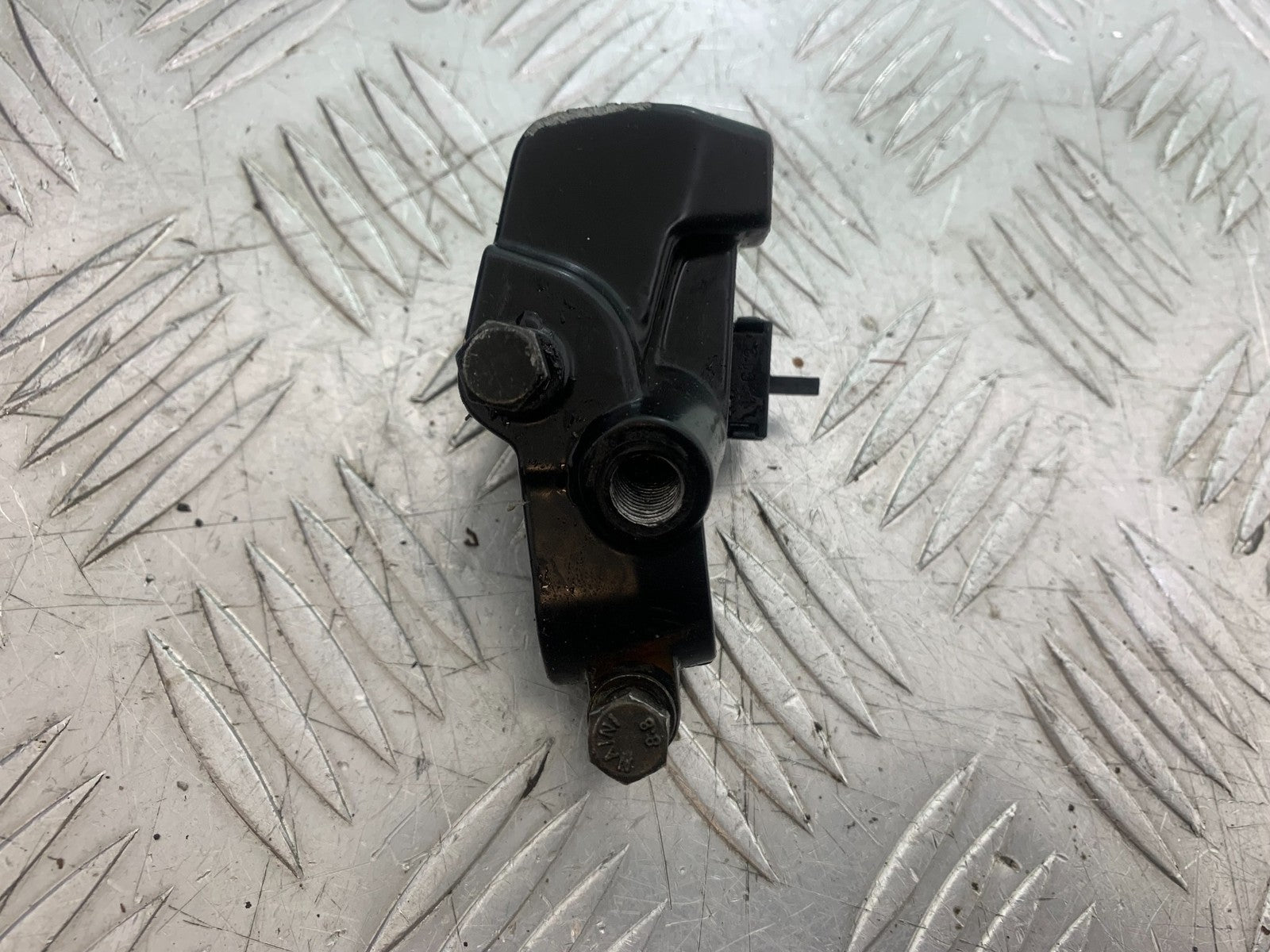 ROYAL ENFIELD HIMALAYAN 411 CLUTCH LEVER BRACKET  YEAR 2018-2023 (CMB1279)