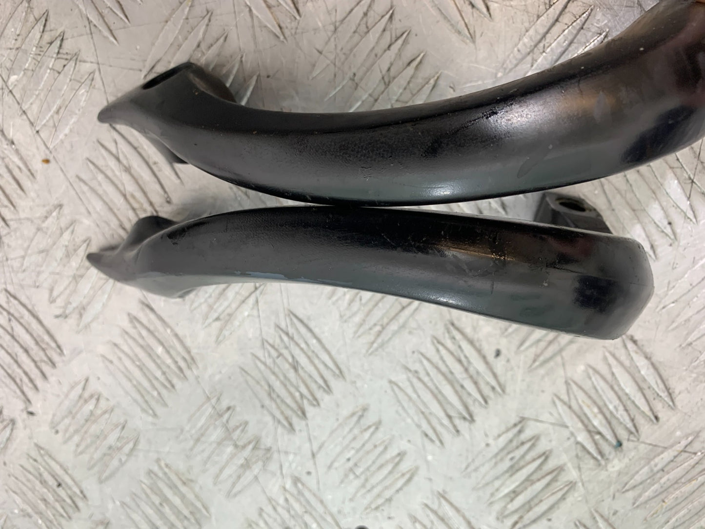 KAWASAKI ZX9R ZX9 R GRAB RAILS  YEAR 1998-1999 (CMB1329)