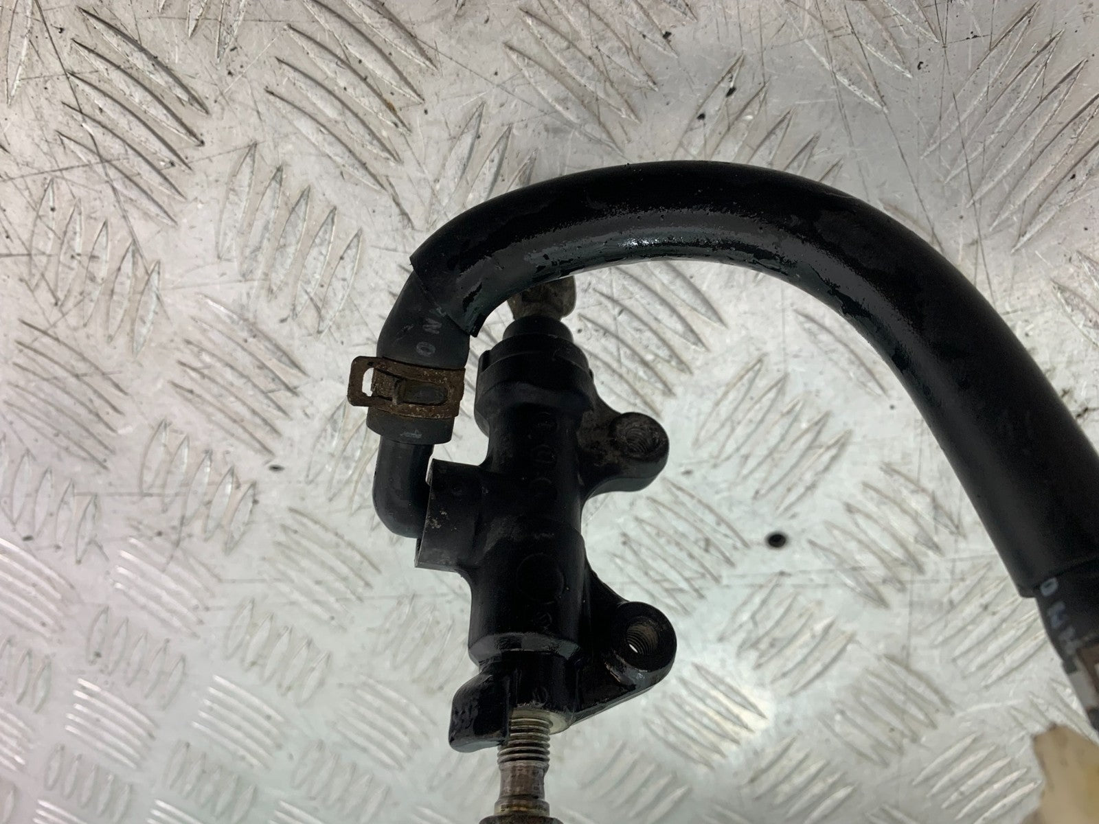 TRIUMPH 955i DAYTONA REAR MASTER CYLINDER  YEAR 2002-2006 (CMB1229)