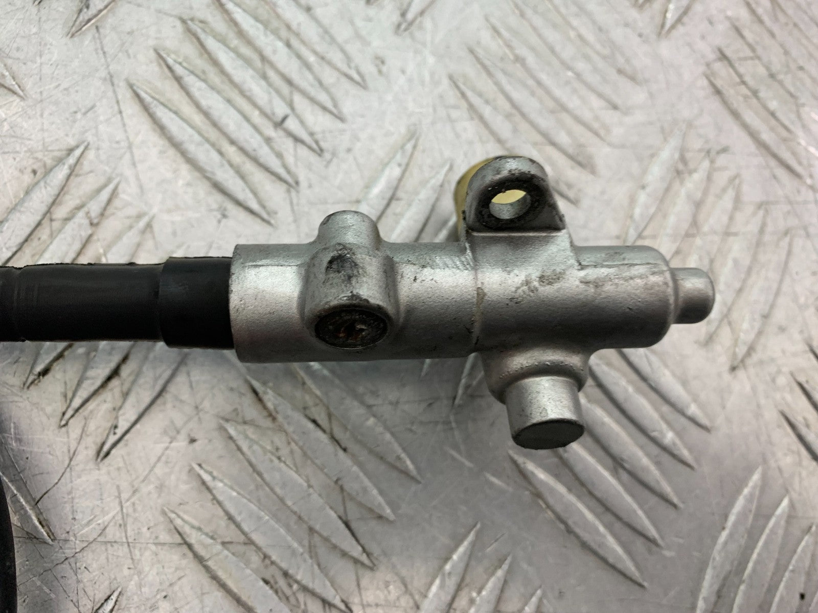 HONDA CB600 CB 600 HORNET SPEEDO DRIVE AND CABLE    YEAR 1998-2002 (CMB1297)