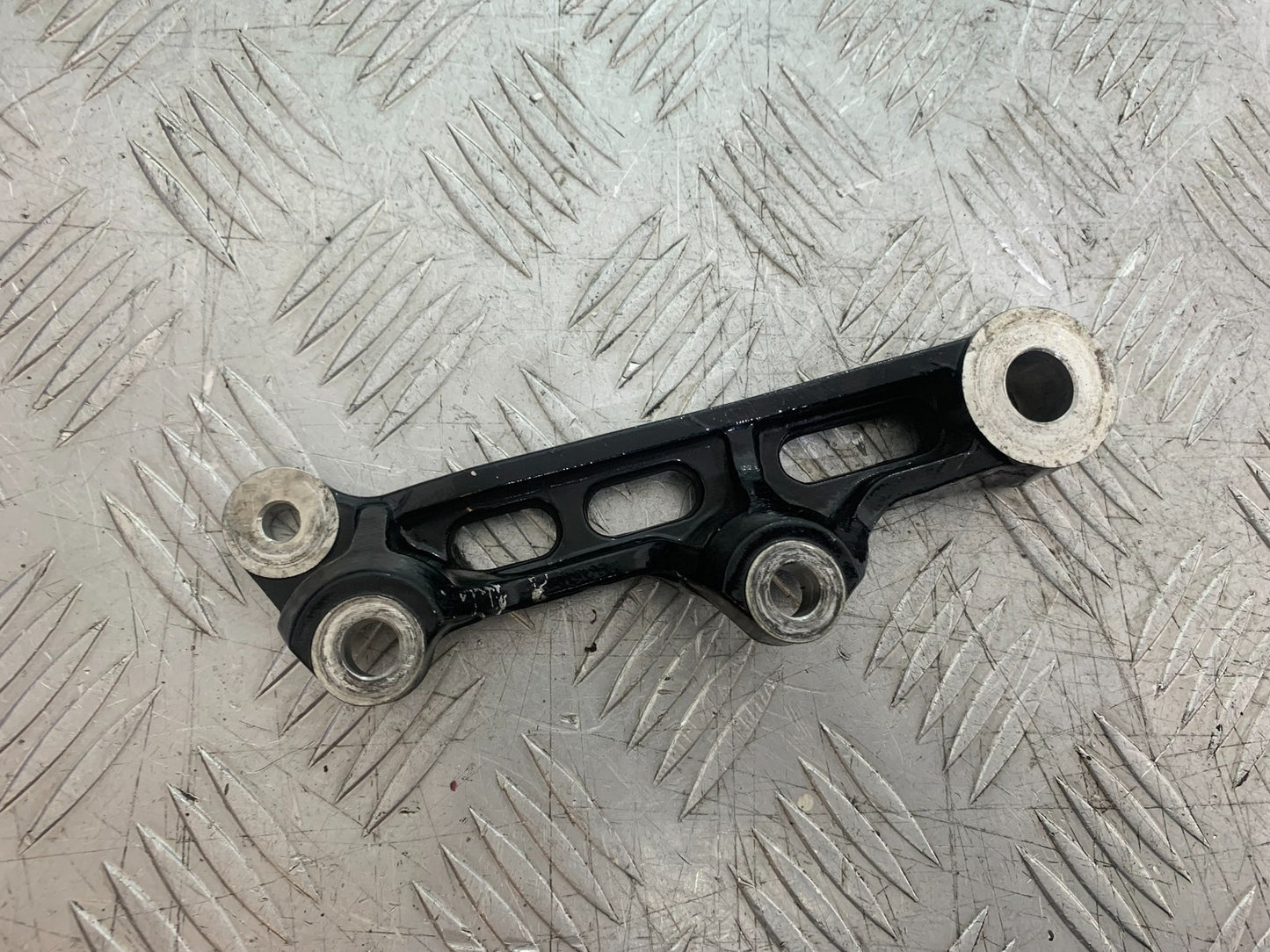 YAMAHA XJ900 XJ 900 DIVERSION REAR CALIPER BRACKET YEAR 1994-2002(CMB1292)