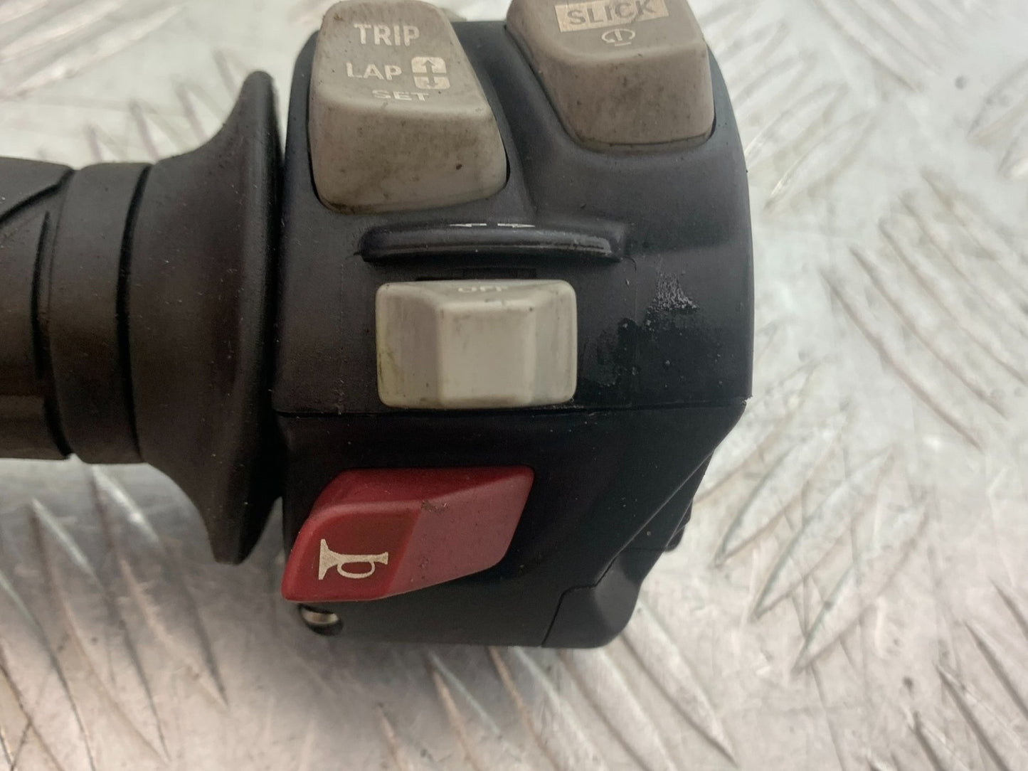 BMW S1000 RR LEFT SWITCH GEAR YEAR 2015-2018 (CMB1246)