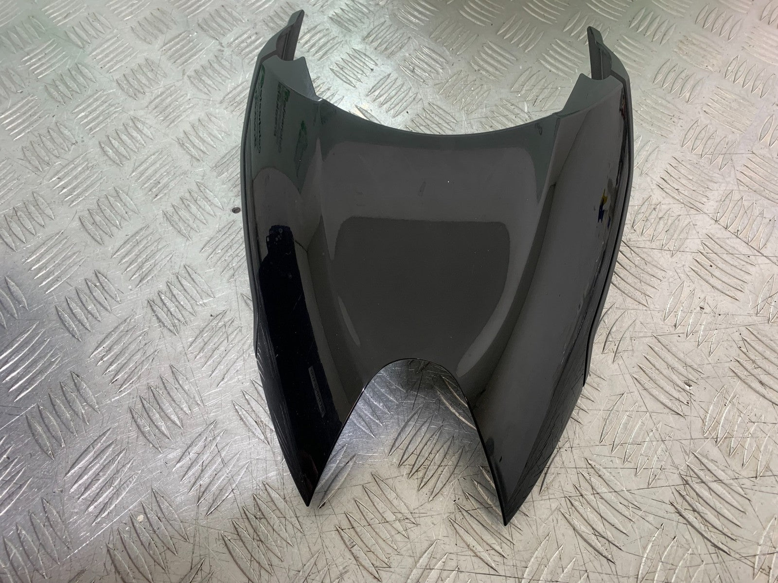 TRIUMPH TRIDENT 660 UNDERTRAY  YEAR 2021-2024 (CMB1295)