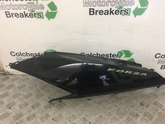 HONDA FORZA 125 LEFT SEAT PANEL YEAR 2015 (STOCK 620)