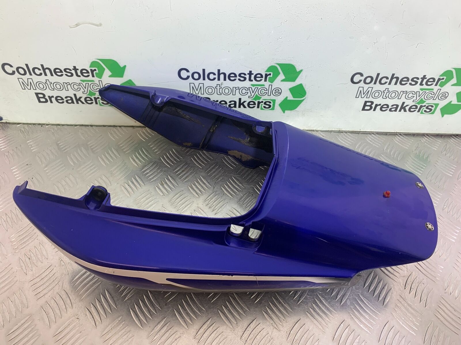 YAMAHA XJR1300 XJR 1300 TAIL PIECE  YEAR 1999-2003 (CMB1055)