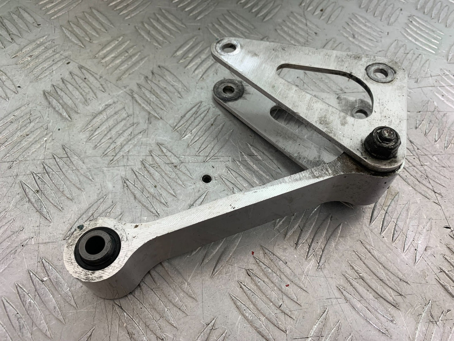 HONDA CBR1000 rr FIREBLADE REAR SHOCK LINKAGE   2008-2011 (CMB1253)