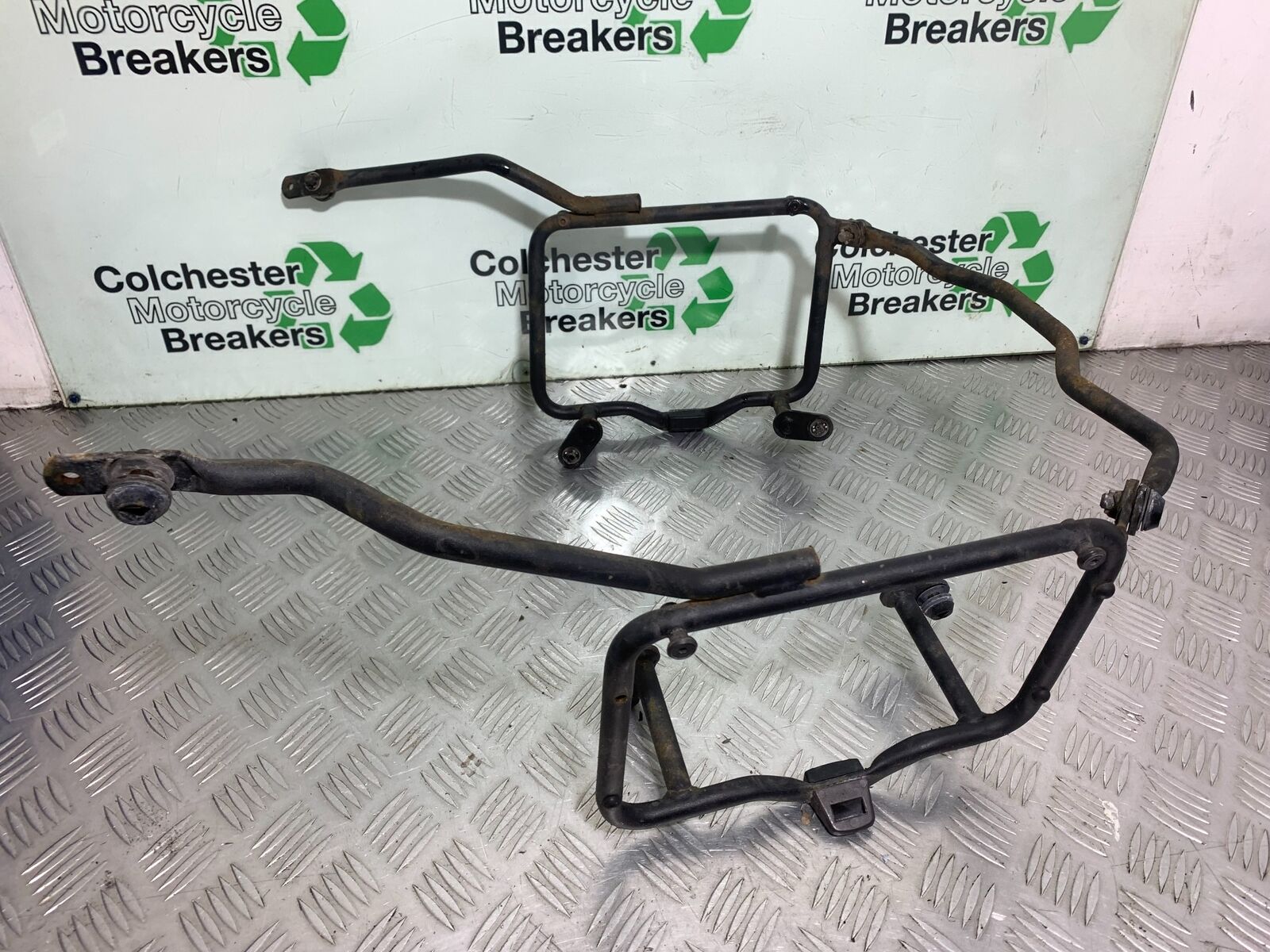 TRIUMPH TIGER 800 PANNIER RAILS  YEAR 2011-2014 (CMB1113)