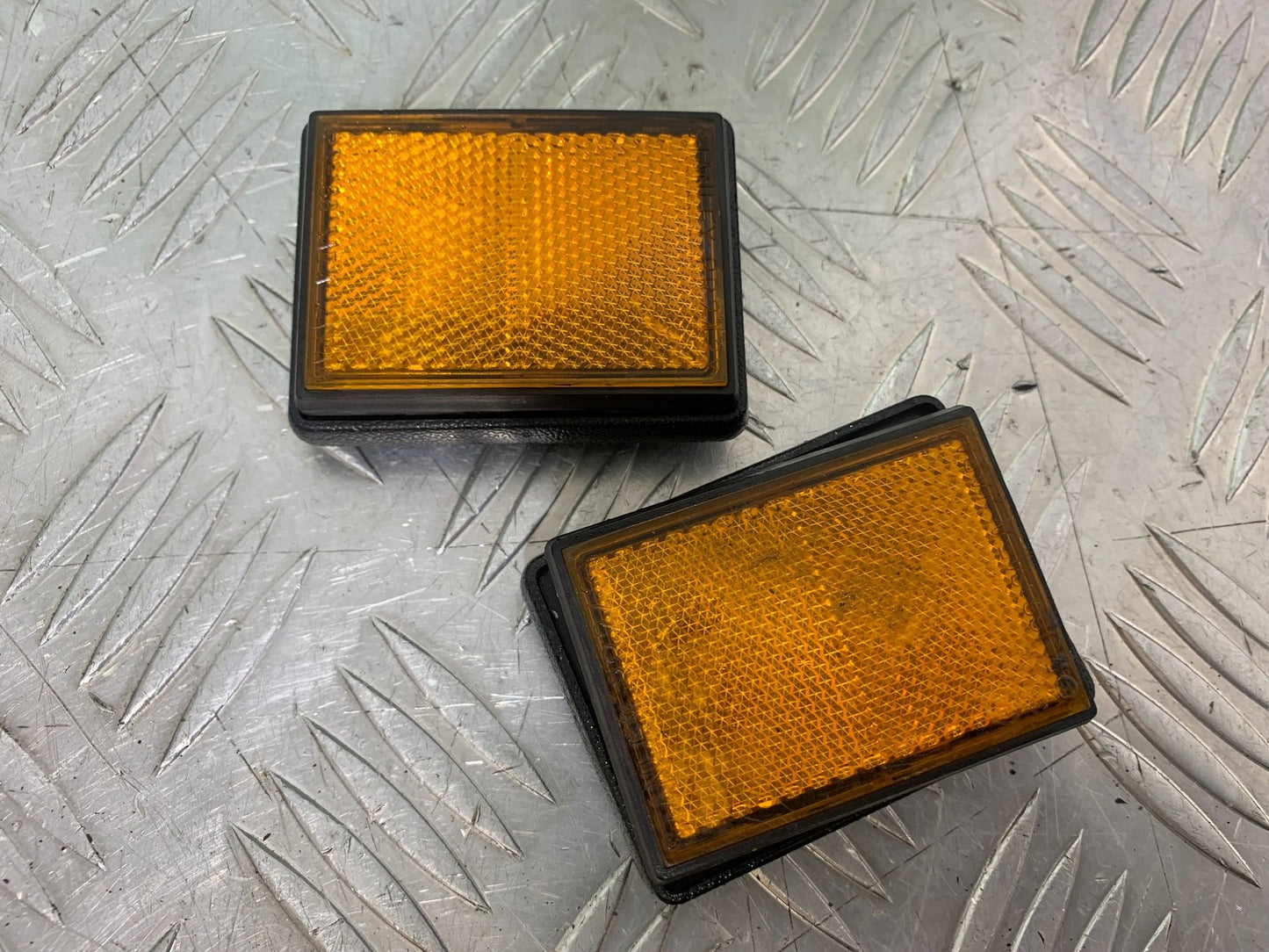HONDA GL500 GL 500 SILVERWING REFLECTORS  YEAR 1981-82 (CMB1168)